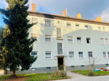 Gemütliche 3-Zimmer-Wohnung mit Balkon, Dr.-Schumacher-Str. 9, 90766 Fürth